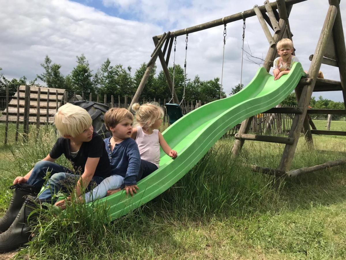 Landhoeve Hotel Oosterwolde  Bagian luar foto